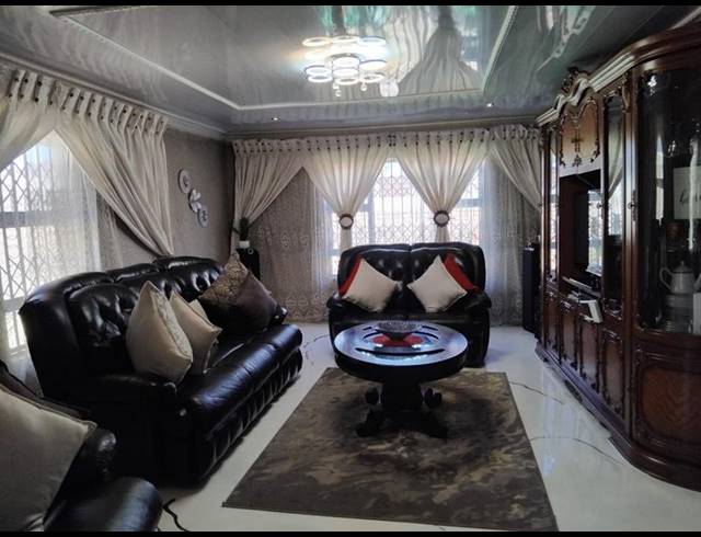 3 BEDROOM HOUSE FOR SALE IN DOBSONVILLE